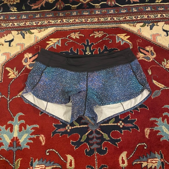 Lululemon Mermaid Multi Speed Up Shorts size 10 - Picture 7 of 7